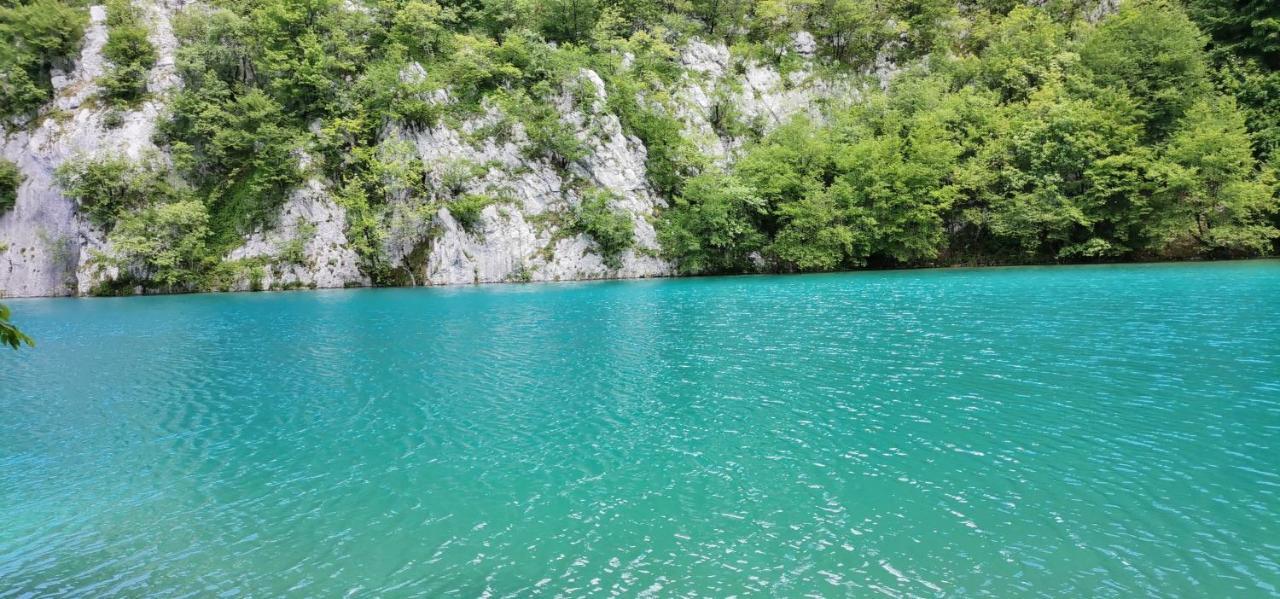 Apartman Nina Licko Petrovo Selo Dış mekan fotoğraf