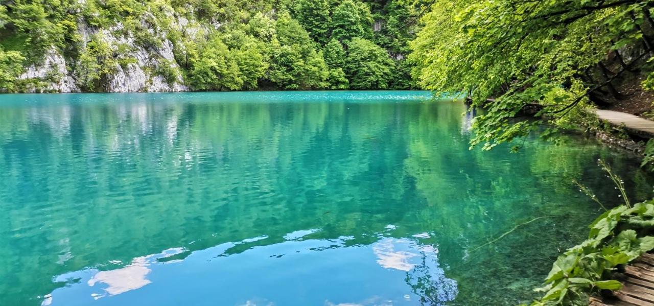 Apartman Nina Licko Petrovo Selo Dış mekan fotoğraf